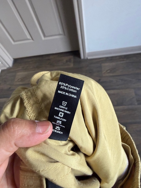 Local European BERMUDA PARACHUTE Shorts M/L - Picture 7 of 10